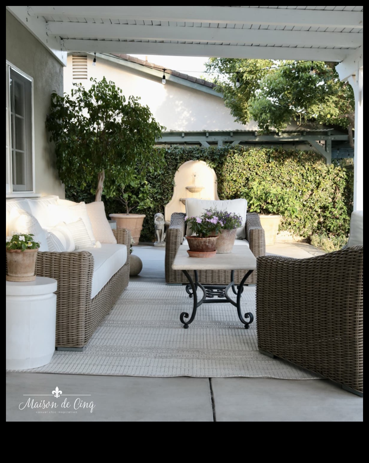 Rustic șic: ridicați-vă spațiul cu mobilier de grădină elegant
